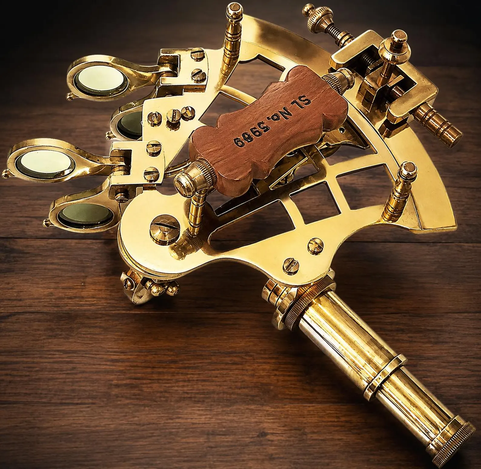 Antique Brass Sextant with Wooden Box – Nautical Navigation Instrument, Maritime Decor, Desk Collectible